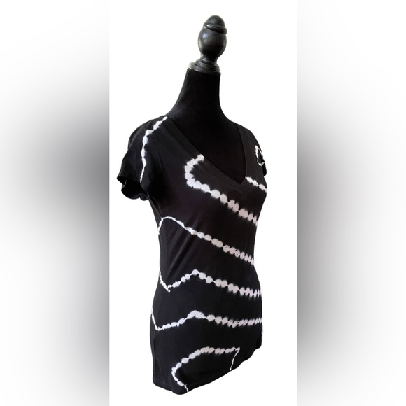 INC International Concepts: Short Sleeve Tee Shirt with embellishments - Picture 7 of 17